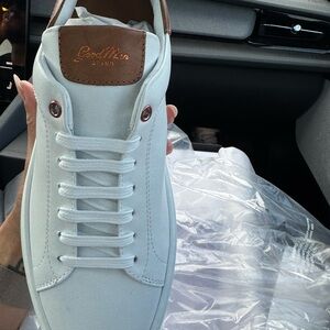 Good Man Brand White Leather Sneakers with Sleek Design